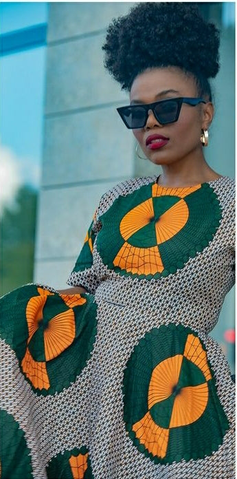 Robe africaine évasée en wax a